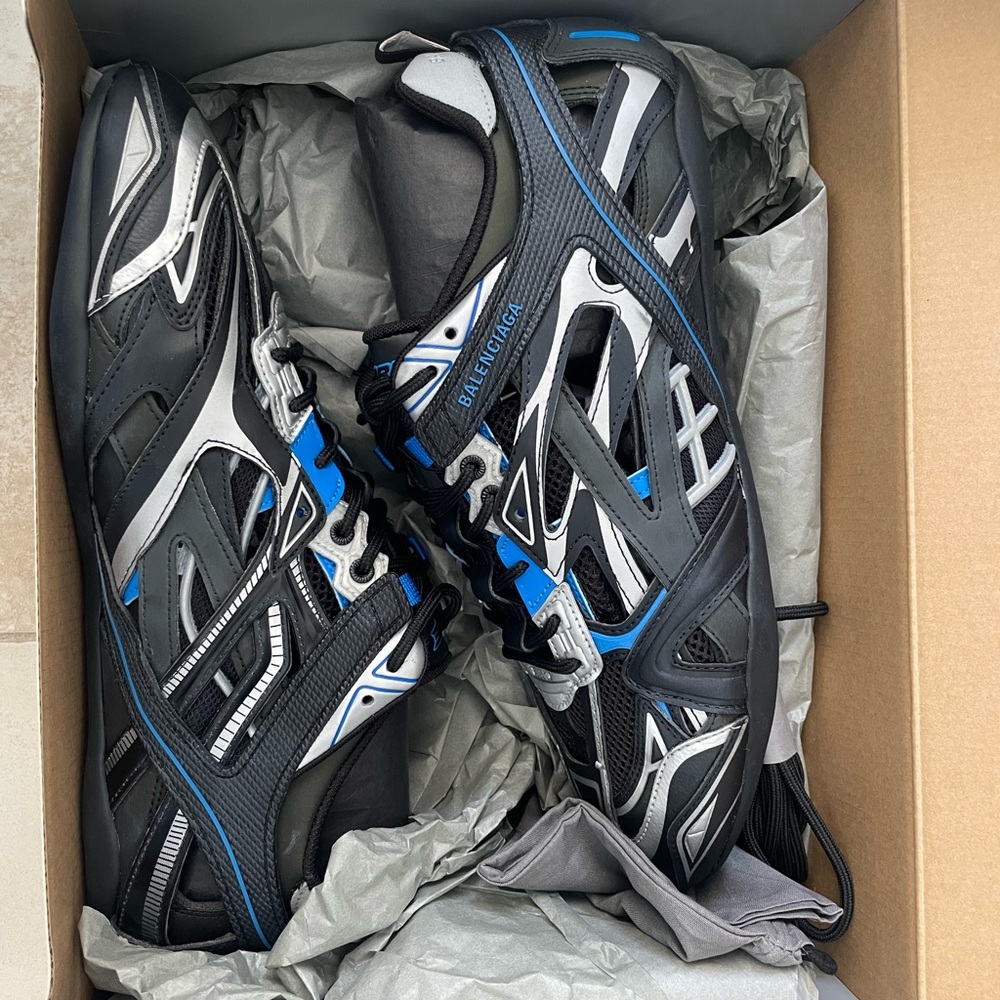Balenciaga Drive Sneaker ‘Black Blue’ - Picture 2 of 12